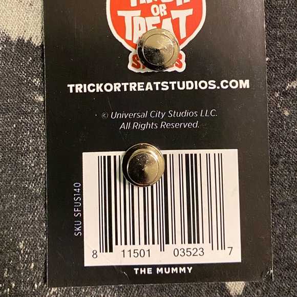 The Mummy Imhotep Enamel Pin - Picture 6 of 6